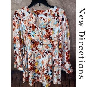 New Directions~Size 2X~Multi Color Floral top~Pleated bodice, flowy bottom~EUC
